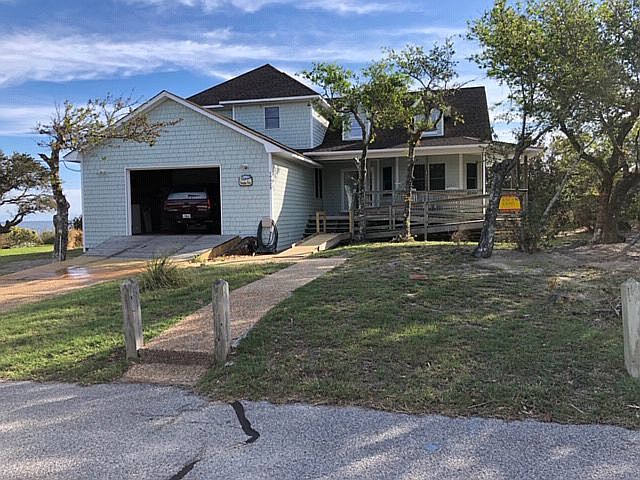2nd image of 50029 Bayside Ct