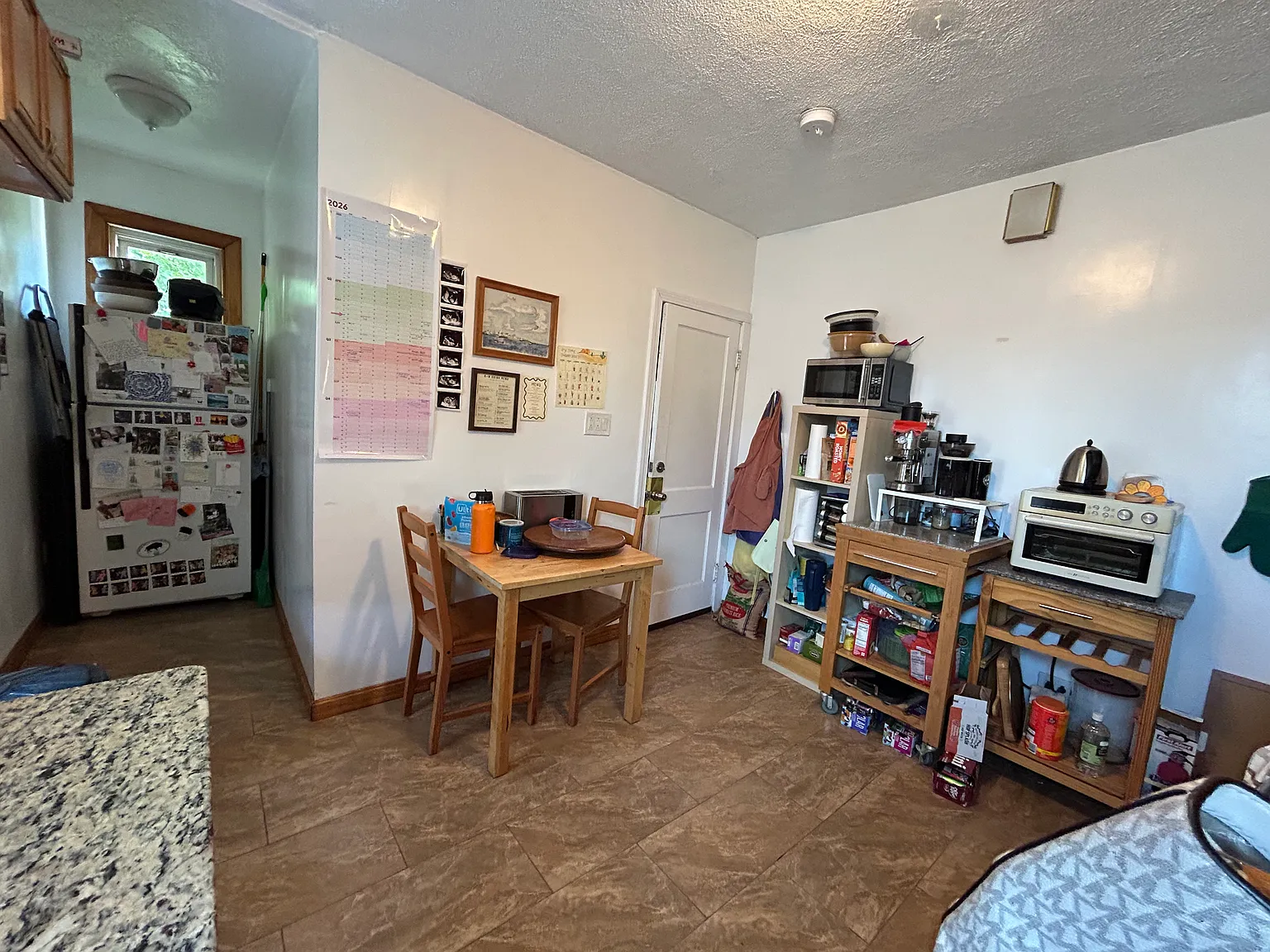 2 bed, 1100 sqft, $2,700 — Photo 3