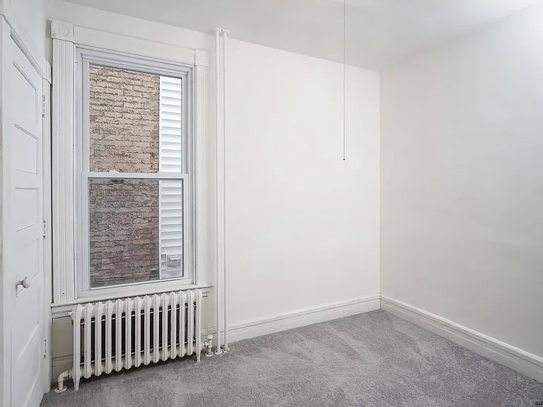 53 Oakwood Ave #A — Photo 6