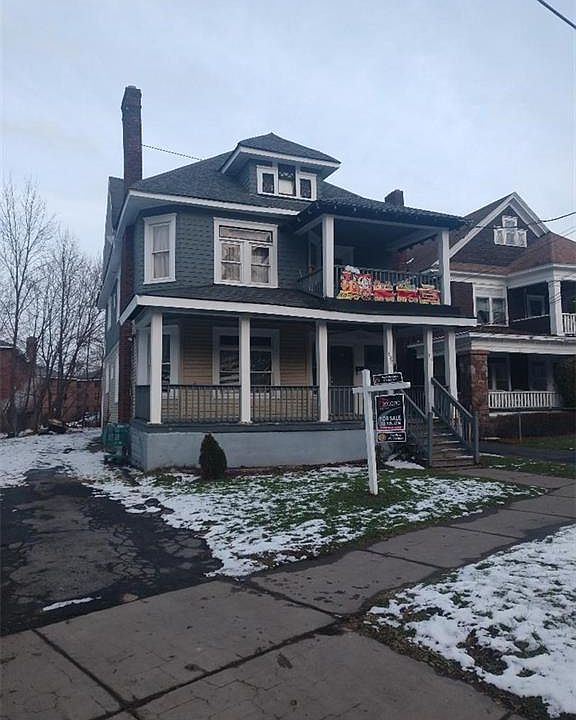 1st image of 809 Onondaga Ave #11