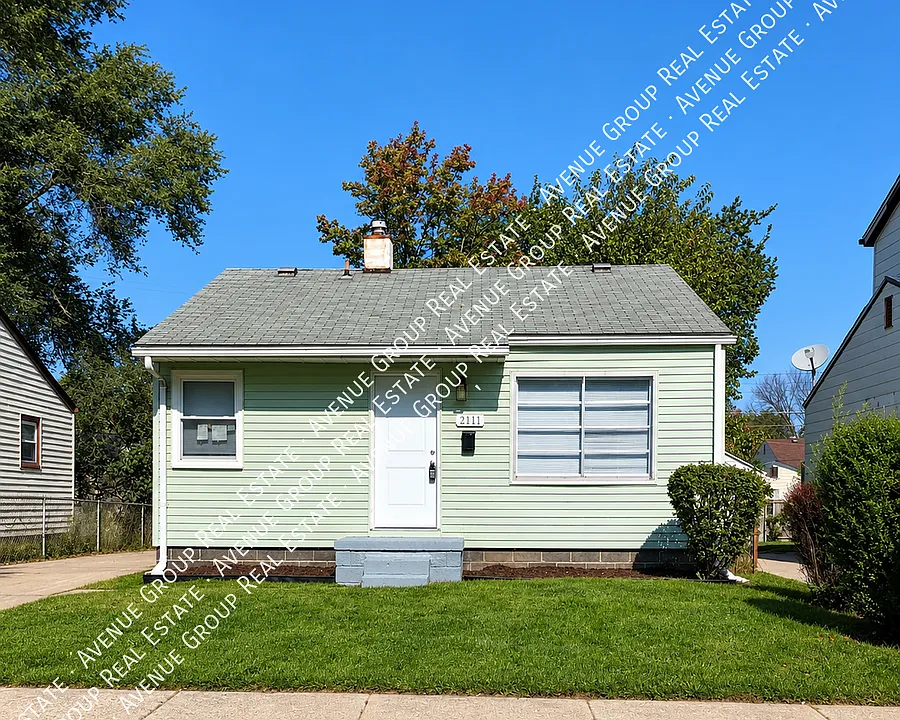 2111 Otis Ave