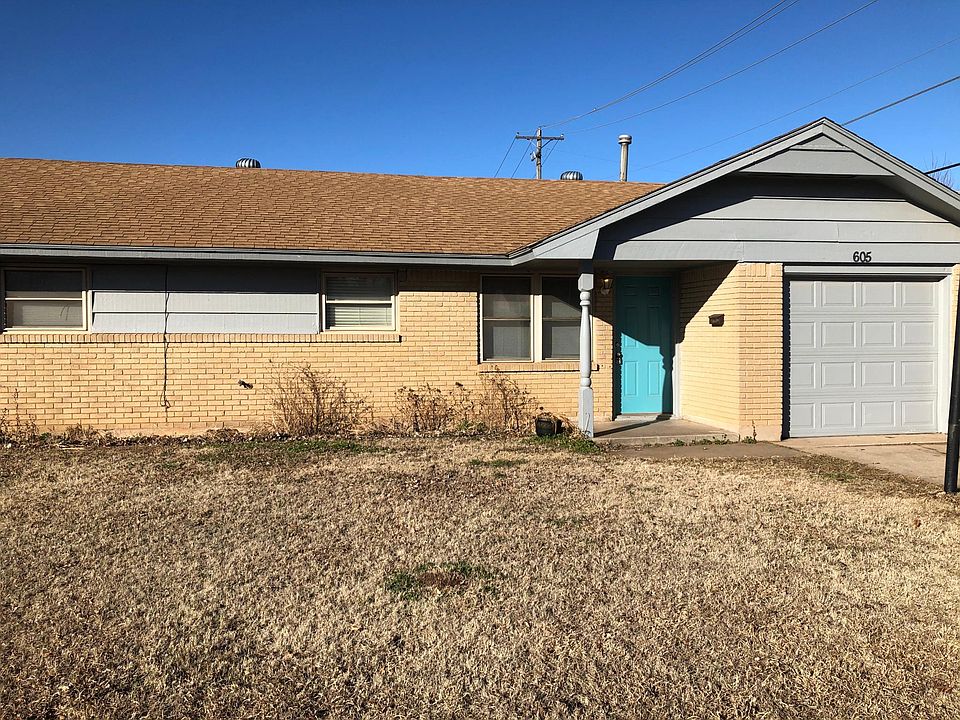 1st image of 605 N Dallas Ave