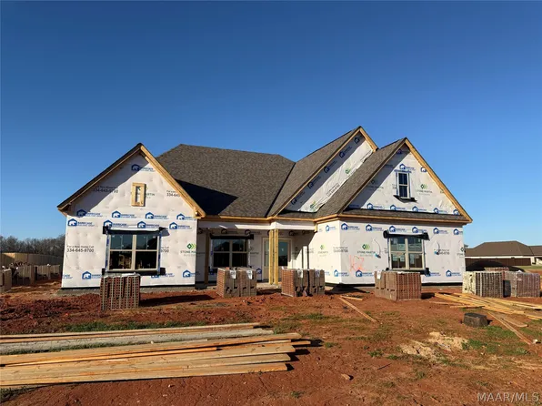 83 Dow Dr, Wetumpka, AL 36093