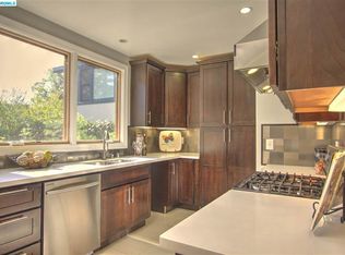 58 Lake Ave, Piedmont, CA 94611