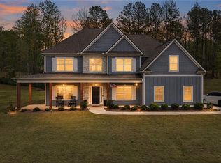 72 Sanders Xing, Newnan, GA 30263