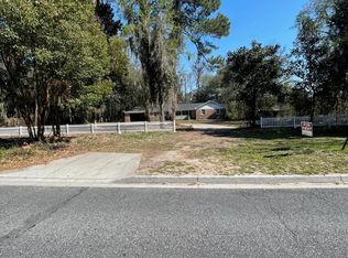 8419 Old Montgomery Rd, Savannah, GA 31406