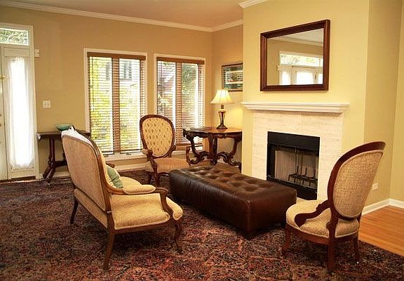 2nd image of 1251 N Marion Ct