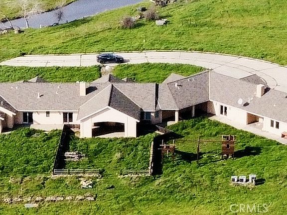 4th image of 20552 Buchanan Hollow Rd