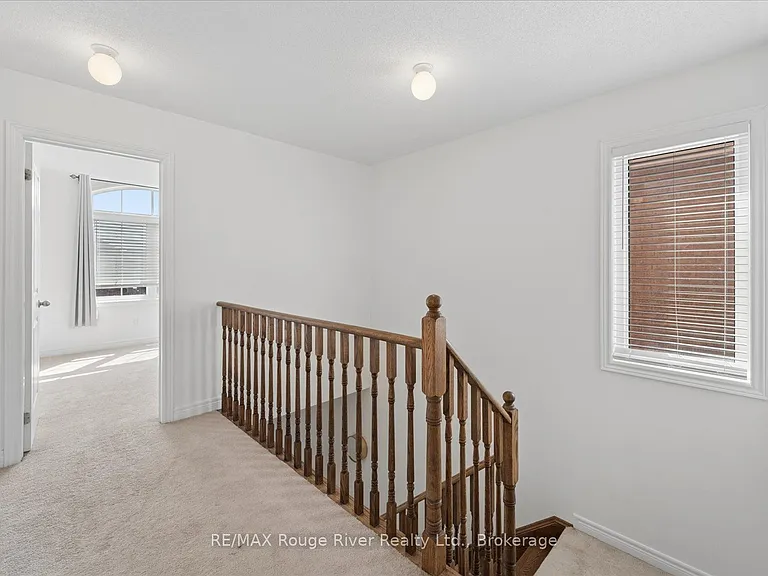 12 Bill Hutchinson Cres — Photo 31