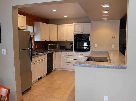 3rd image of 13 Latinville Dr