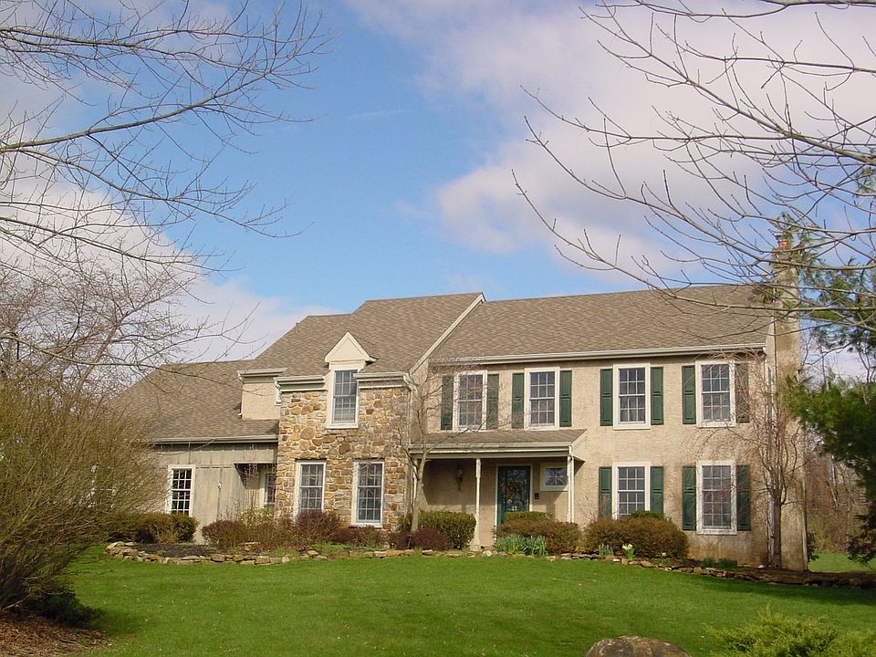 Charming 5 bedroom, 2.5 bath stone front colonial.