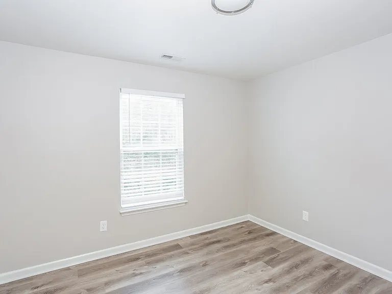 1350 Haestad Ct — Photo 15
