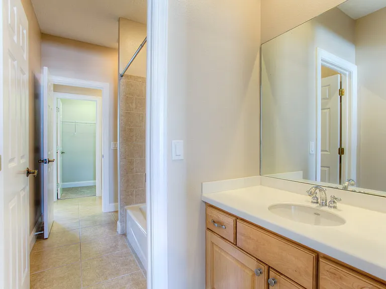 204 Aberdeen Pond Dr — Photo 22