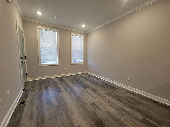 3rd image of 4426 N 19th St #1