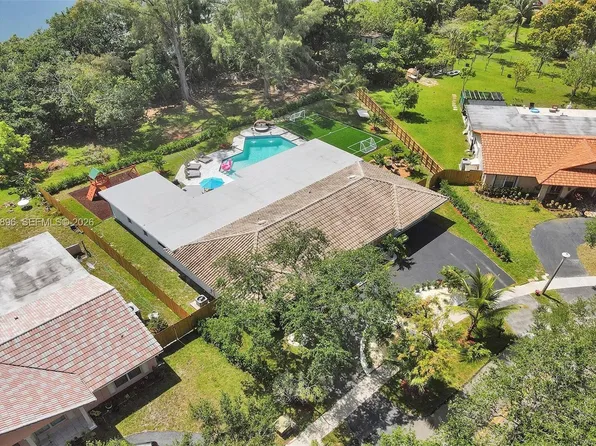 1960 SW 51st Ter, Fort Lauderdale, FL 33317