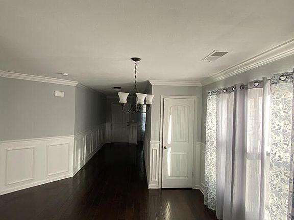 3rd image of 258 Bermuda Lakes Dr