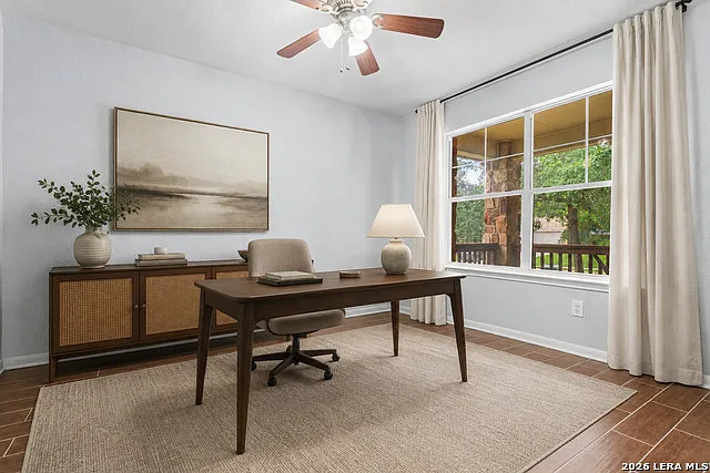 4 bed, 2.0 bath, 1825 sqft, $2,200 — Photo 3