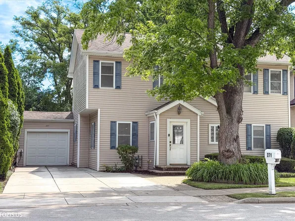 271 9th St, Wheeling, IL 60090