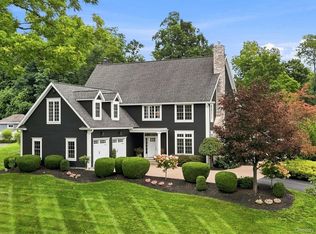 10 Country Club Road, Hopewell Junction, NY 12533