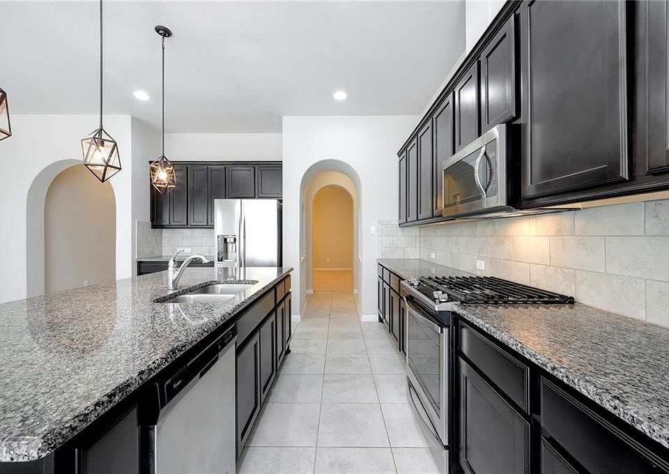 1st image of 152 Kirkhill St