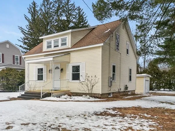 85 Holyoke St, Easthampton, MA 01027