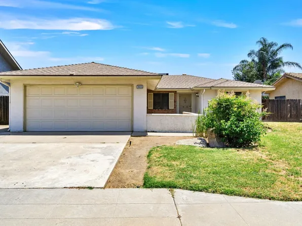 3625 Phillip Ave, Clovis, CA 93612