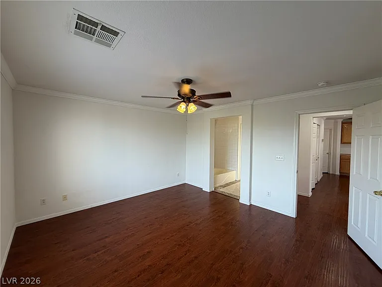 10115 Capistrello Ave — Photo 22