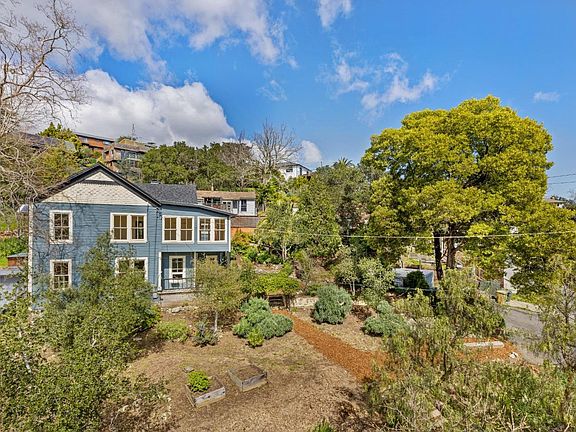 2nd image of 201 HAWTHORNE Avenue