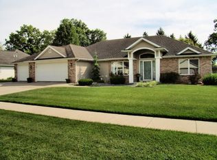 1318 Hammel Dr, Angola, IN 46703