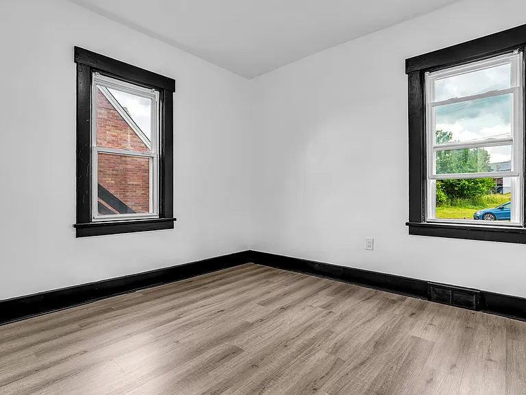 1615 McClure St #2 — Photo 18
