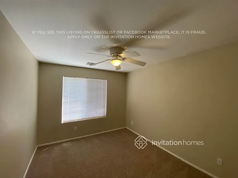 764 W La Pryor Ln — Photo 15