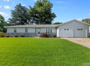 406 State Hwy W, Oran, MO 63771
