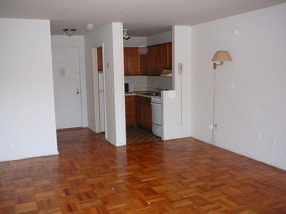 2nd image of 99 Prospect St #3B