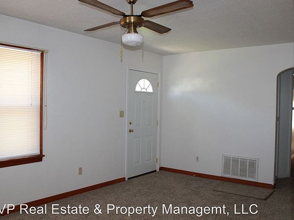 5th image of 3904 E Fairview Dr