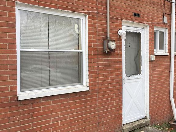 2nd image of 23984 Banbury Cir APT 5