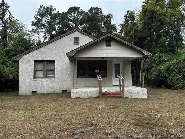 218 Sedberry St, Fayetteville, NC 28305
