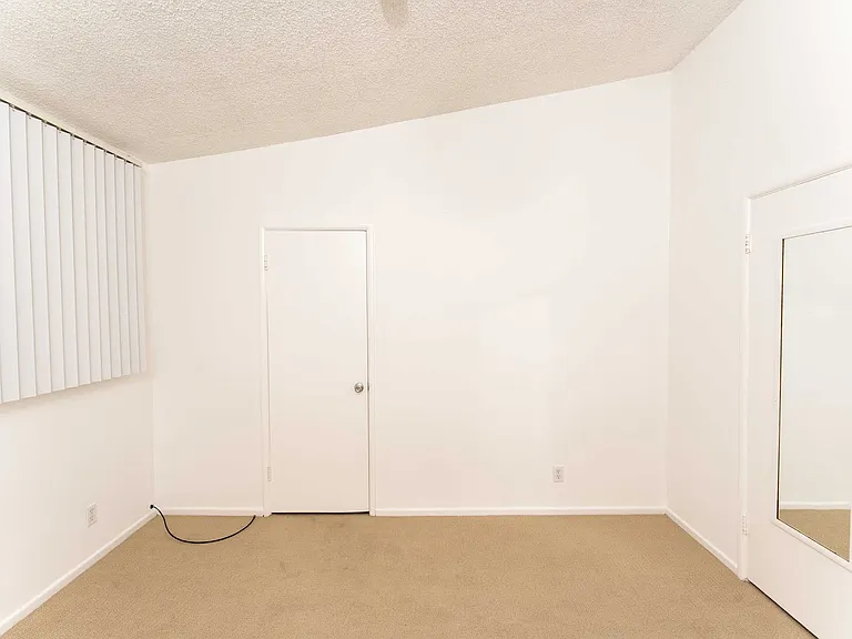 11712Darl — Photo 13