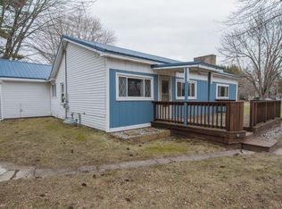 427 E Jefferson St, Coleman, MI 48618