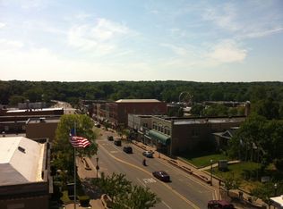 404 E Main St, Niles, MI 49120
