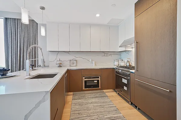 Sold by Nest Seekers International | media 11