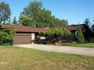 7388 Danforth Rd, Temperance, MI 48182