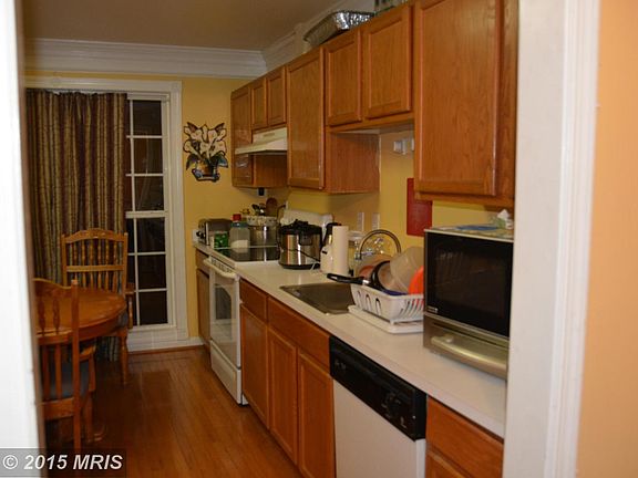 3rd image of 4724 Babbling Brook Dr