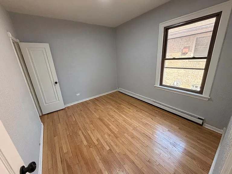 11634 S Hale Ave — Photo 16