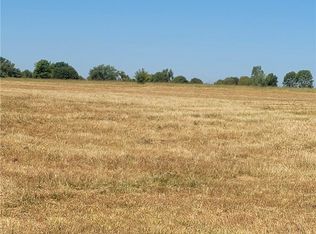 39 Seminole Rd, Adrian, MO 64720