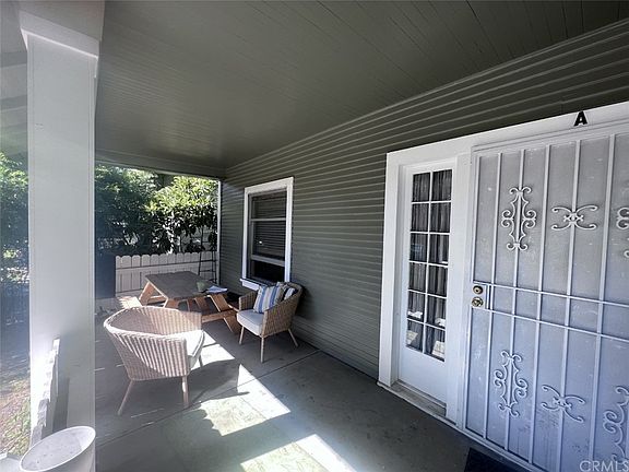 3rd image of 471 N El Molino Ave #1