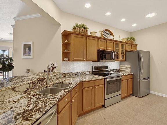 3rd image of 220 Shell Falls Dr