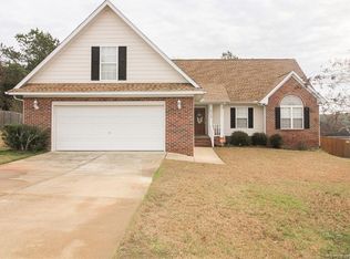 5713 Spreading Branch Rd, Hope Mills, NC 28348