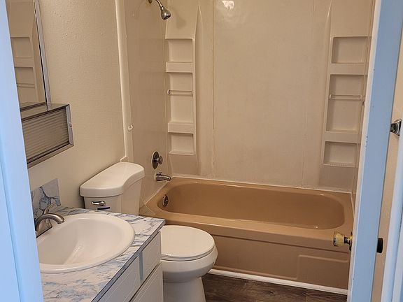 2nd image of 409 N 1st St #3