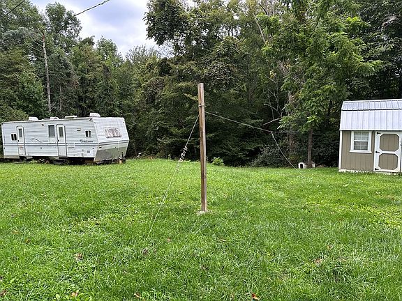 5th image of 447 Forrester Hollow Ln