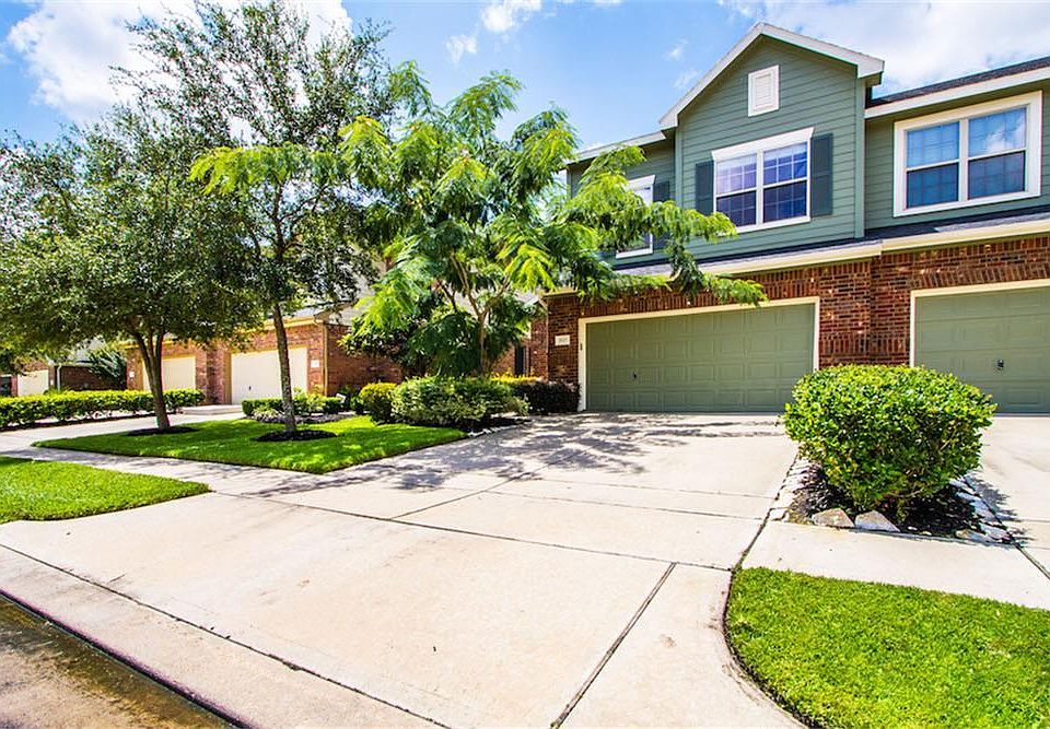 1st image of 5327 Brookway Dr